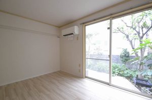 ボヌ―ル坂田 102号-3