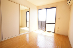 フレンドハウス 202号-3