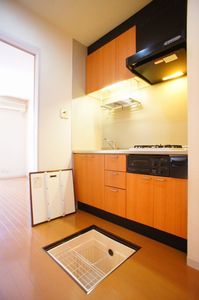 ＧＳ・新川崎 103号-6