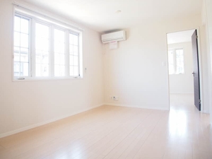 メゾン・アキヤマ 202号-2