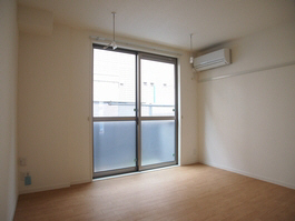 ブリーズ川崎 102号-2