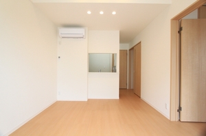 Ａｐｉｏｎ 201号-3