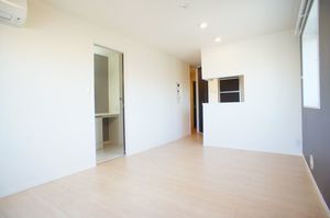 エクラシエ新城 302号-3