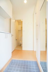 メゾン・ドゥ・ヴィラ 101号-12