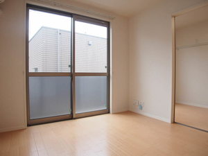 メゾンリヴィエール 201号-3