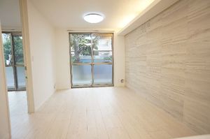 パティオ スクエア ガーデン Ⅱ 102号-2