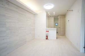 パティオ スクエア ガーデン Ⅱ 102号-3