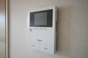 コンフォール新川崎 101号-11
