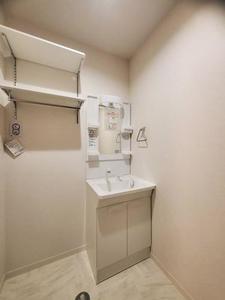 グランド　スクエア　イースト 202号-8