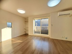 グランド　スクエア　ウエスト 302号-2