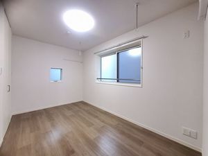 グランド　スクエア　ウエスト 302号-6