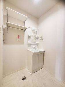 グランド　スクエア　ウエスト 302号-8