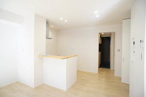 Ｃｏｕｒｔ・Ｌａｒｇｏ 101号-7