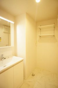 LUNA crescent(ルナ クレッセント) 201号-8