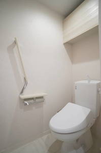 ヒューゲルハイム 201号-9