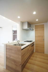 ヒューゲルハイム 202号-5