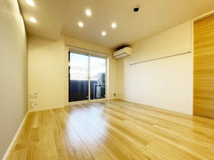 コンドミニオ　エテルナ 102号-2