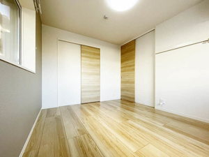 コンドミニオ　エテルナ 102号-6