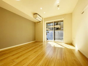 コンドミニオ　エテルナ 103号-2