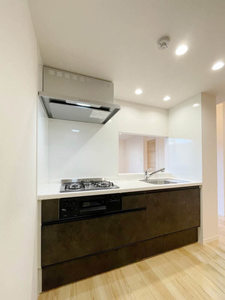 コンドミニオ　エテルナ 206号-4