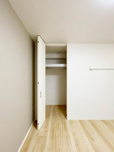 コンドミニオ　エテルナ 206号-8