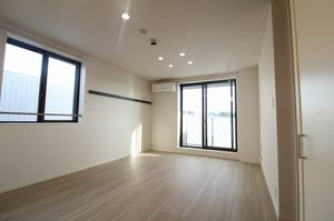 シャーメゾン　プレシャス 303号-3