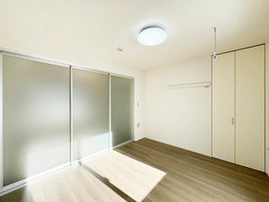 ラムール・ド・センケイⅡ 302号-4