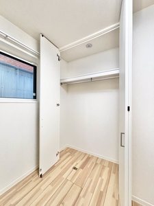 ルミエール アオイ 203号-6