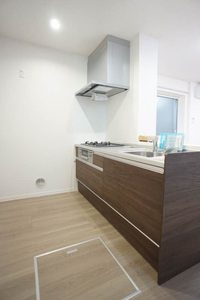 シャーメゾン神明町 101号-4