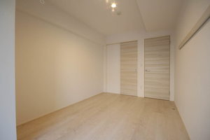 ラリュール 303号-5