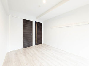 ラリュール 403号-5