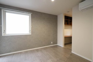 ラ・ベラ・ヴィータ 201号-8