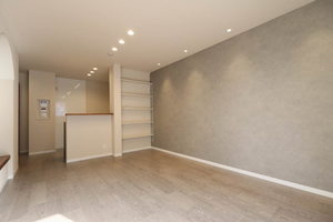 ラ・ベラ・ヴィータ 301号-5