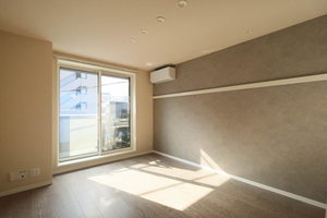 ラ・ベラ・ヴィータ 303号-5