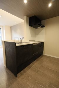 ラ・ベラ・ヴィータ 402号-8