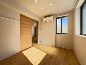 アウリスタ 103号-5