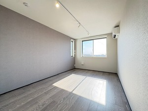 アウリスタ 203号-4