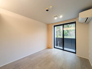 イノヴェーゼ 101号-3