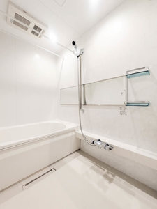 イノヴェーゼ 101号-8