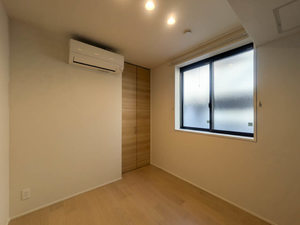 イノヴェーゼ 201号-5