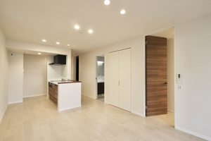 ルナ　アンクレ 303号-2