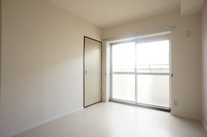 ウッドスクエア二俣川　Ａ 201号-3