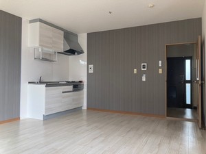 サン・ピュア港南台 101号-4