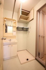 ヴェルドミール上大岡 203号-7
