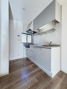 ライフ東戸塚 201号-3