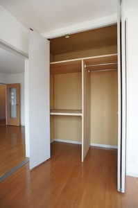 ＬＡＵＲＥＬ　ＩＳＩＺＡＫＩ　Ⅲ 102号-5