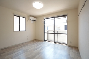 シャトー中沼 202号-2