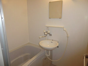 ミア・コート金沢文庫 105号-5