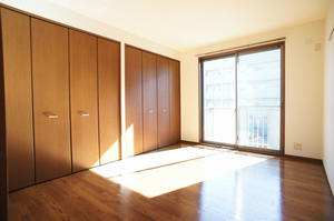 メイプルタウン六番館 202号-5