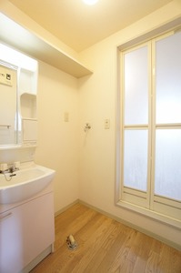 フレア上平塚Ⅲ 201号-7